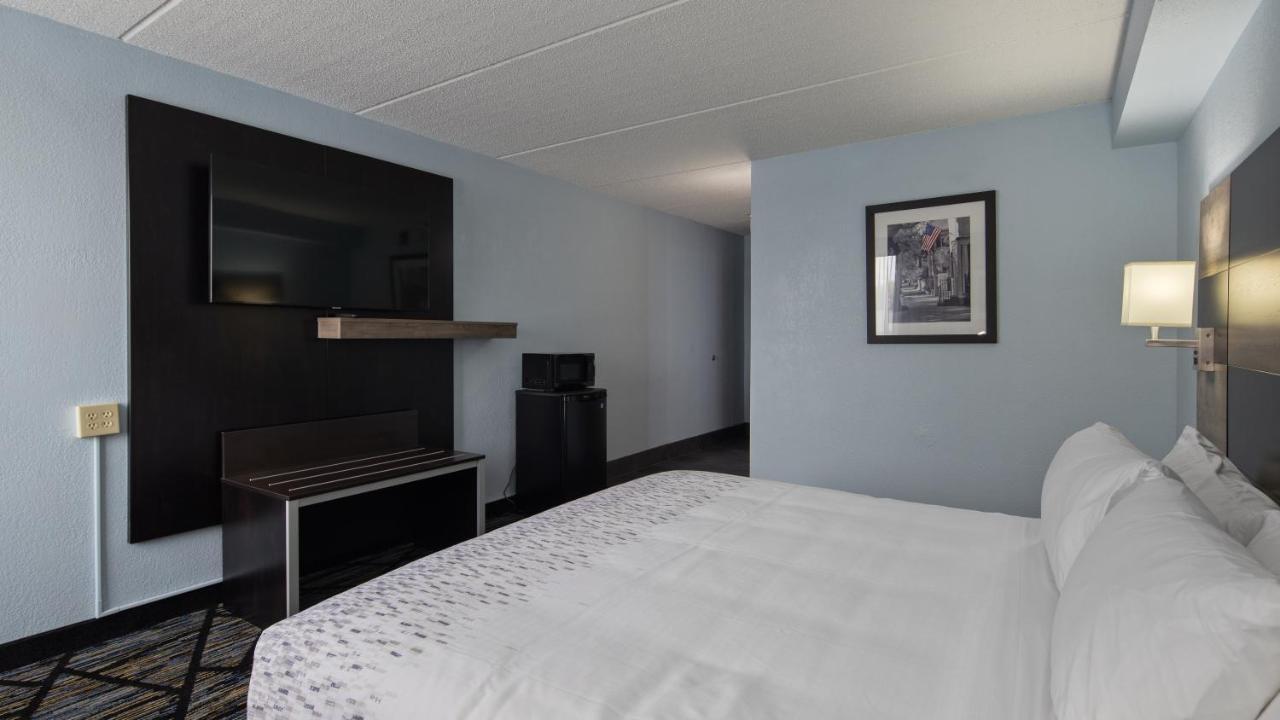 Clarion Pointe Jacksonville Near Camp Lejeune Ngoại thất bức ảnh