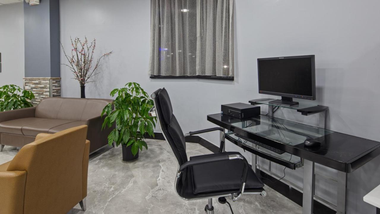 Clarion Pointe Jacksonville Near Camp Lejeune Ngoại thất bức ảnh