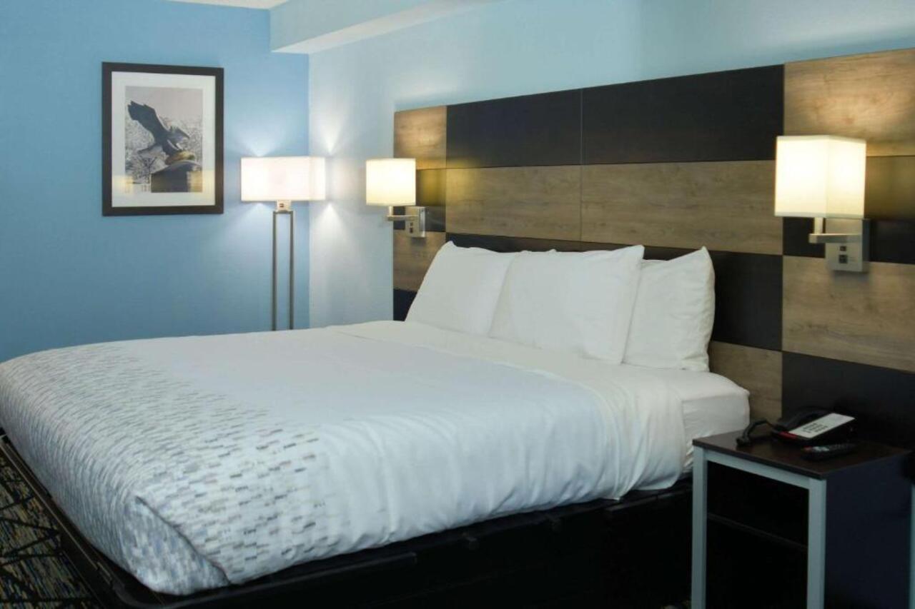 Clarion Pointe Jacksonville Near Camp Lejeune Ngoại thất bức ảnh