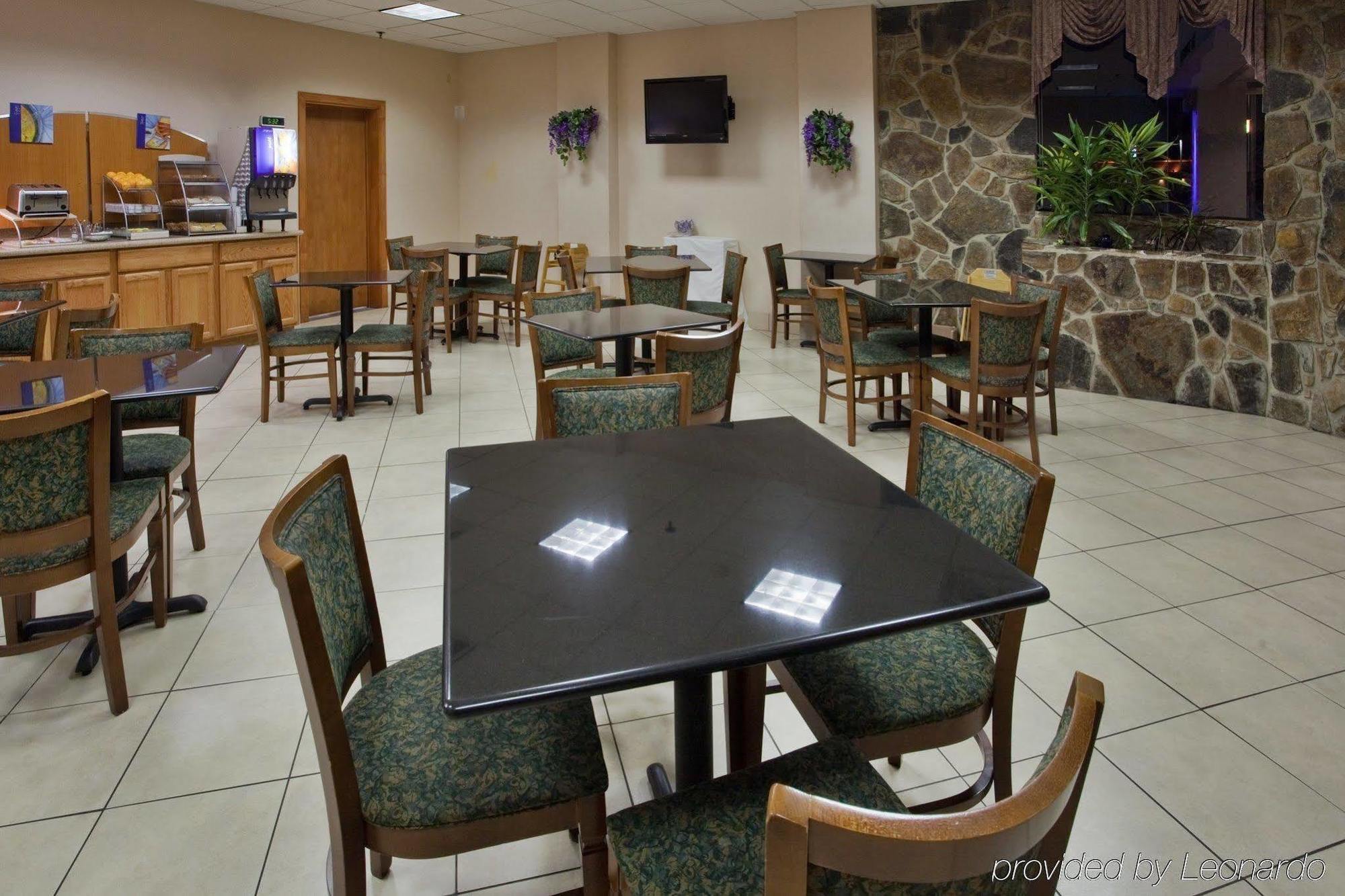 Clarion Pointe Jacksonville Near Camp Lejeune Nhà hàng bức ảnh